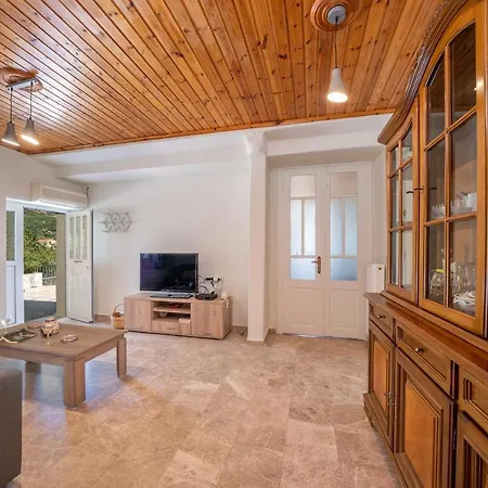 Dellaporta's Villa *