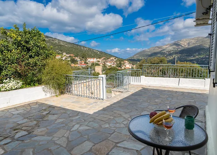 Dellaporta's Makriotika